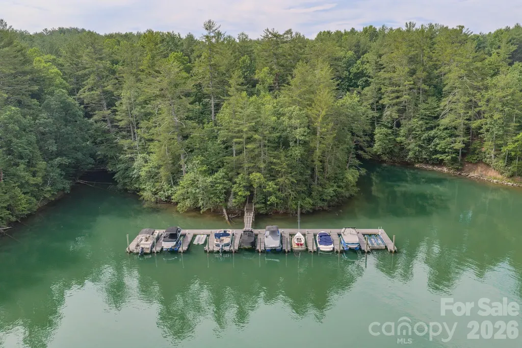 1904 Old Wildlife Club Road Nebo NC 28761