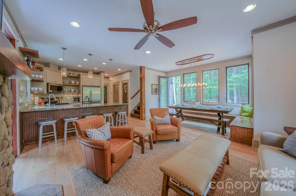 1904 Old Wildlife Club Road Nebo NC 28761