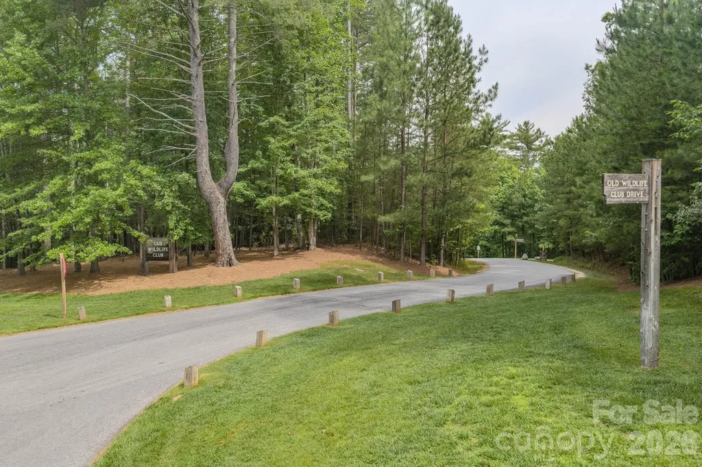 1904 Old Wildlife Club Road Nebo NC 28761