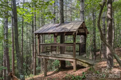 1904 Old Wildlife Club Road Nebo NC 28761