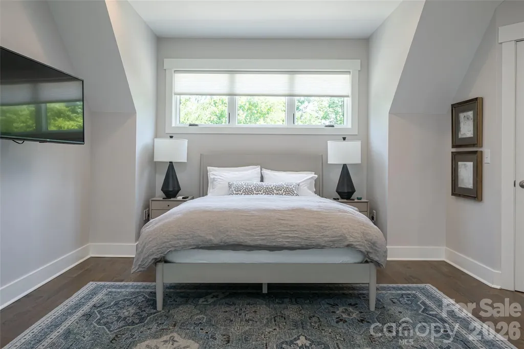 57 Villa Nova Drive Asheville NC 28804