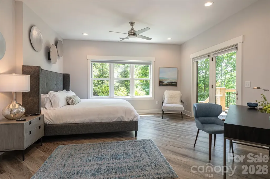 57 Villa Nova Drive Asheville NC 28804