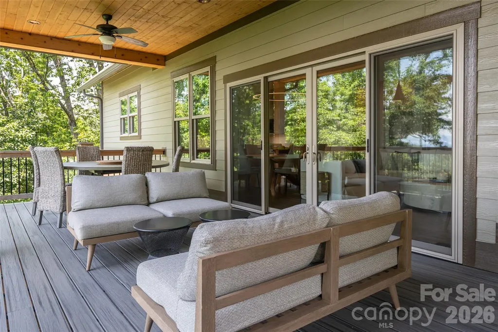 57 Villa Nova Drive Asheville NC 28804