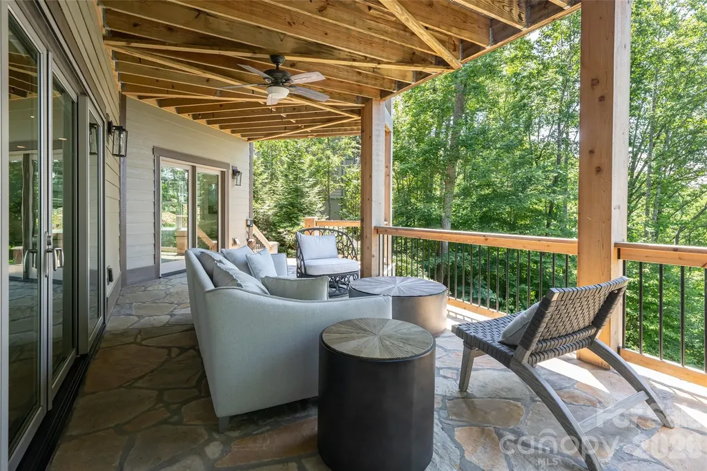 57 Villa Nova Drive Asheville NC 28804