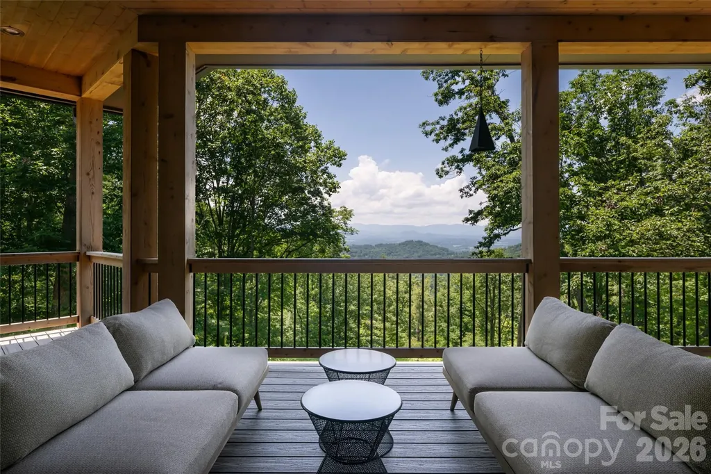 57 Villa Nova Drive Asheville NC 28804