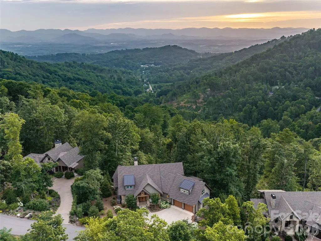 57 Villa Nova Drive Asheville NC 28804