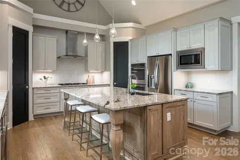 57 Villa Nova Drive Asheville NC 28804