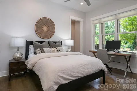 57 Villa Nova Drive Asheville NC 28804