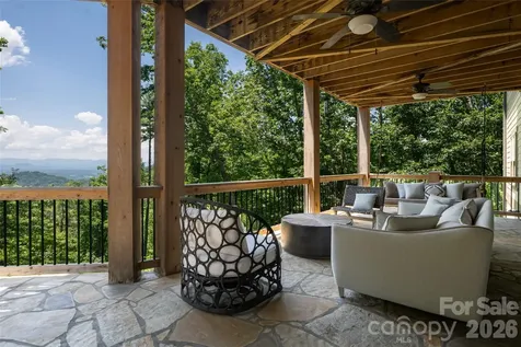 57 Villa Nova Drive Asheville NC 28804