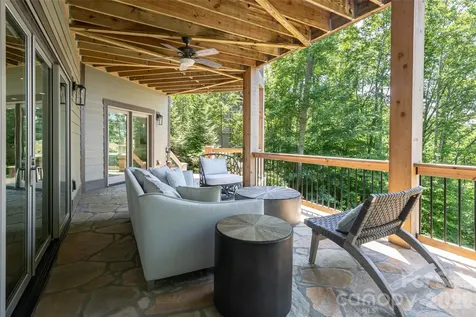 57 Villa Nova Drive Asheville NC 28804