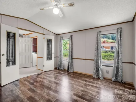 8 Don Felmet Road Leicester NC 28748