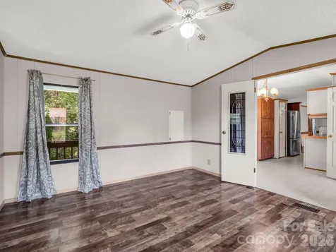 8 Don Felmet Road Leicester NC 28748
