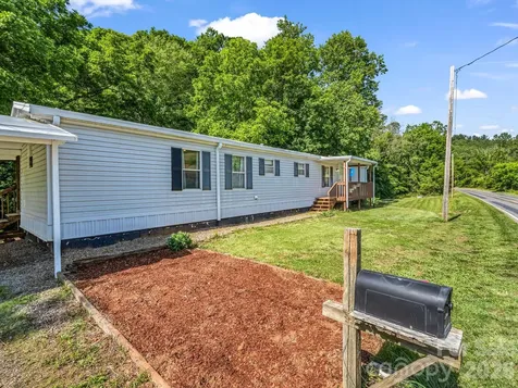 8 Don Felmet Road Leicester NC 28748