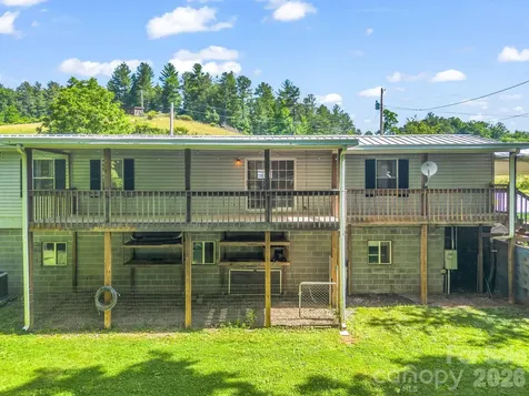 8 Don Felmet Road Leicester NC 28748