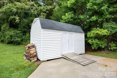 303 Brook Valley Drive Salisbury NC 28147
