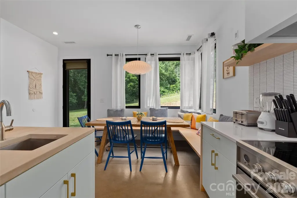 105 Loganberry Trail Fletcher NC 28732