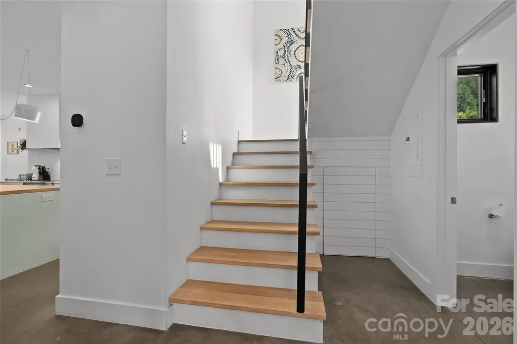 105 Loganberry Trail Fletcher NC 28732