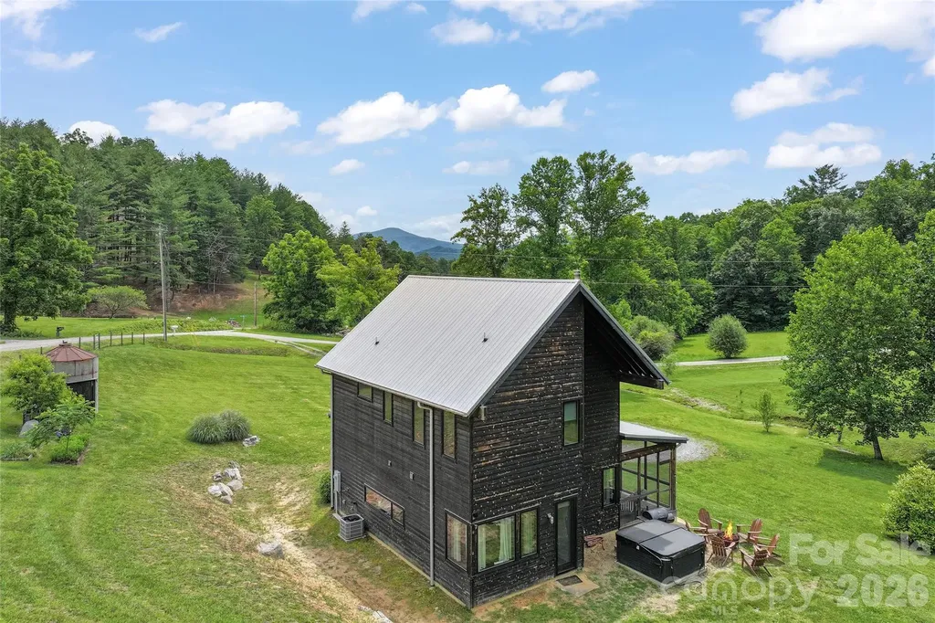 105 Loganberry Trail Fletcher NC 28732