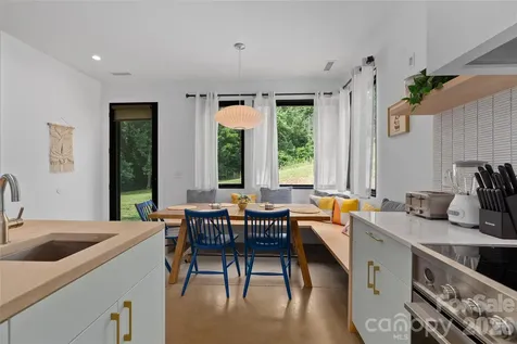 105 Loganberry Trail Fletcher NC 28732