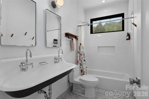 105 Loganberry Trail Fletcher NC 28732