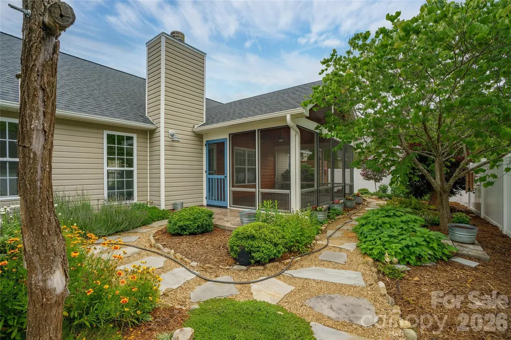 31 Misty Valley Road Fletcher NC 28732