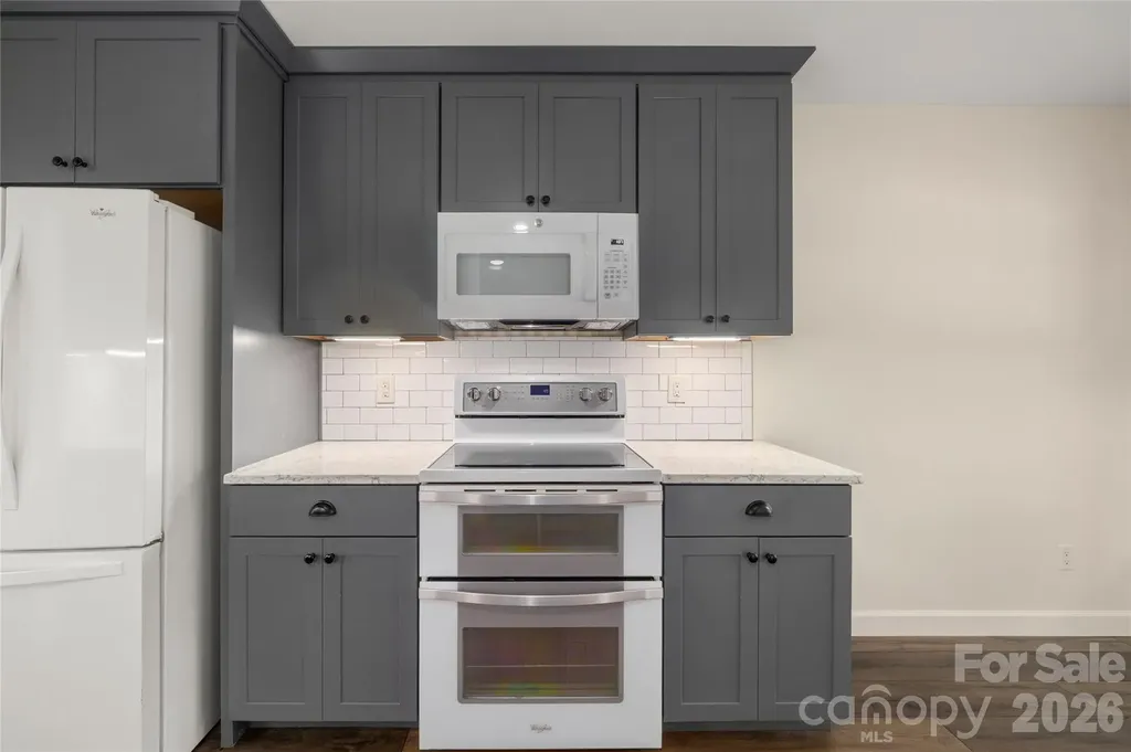 31 Misty Valley Road Fletcher NC 28732