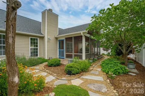 31 Misty Valley Road Fletcher NC 28732