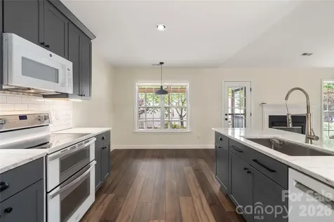 31 Misty Valley Road Fletcher NC 28732