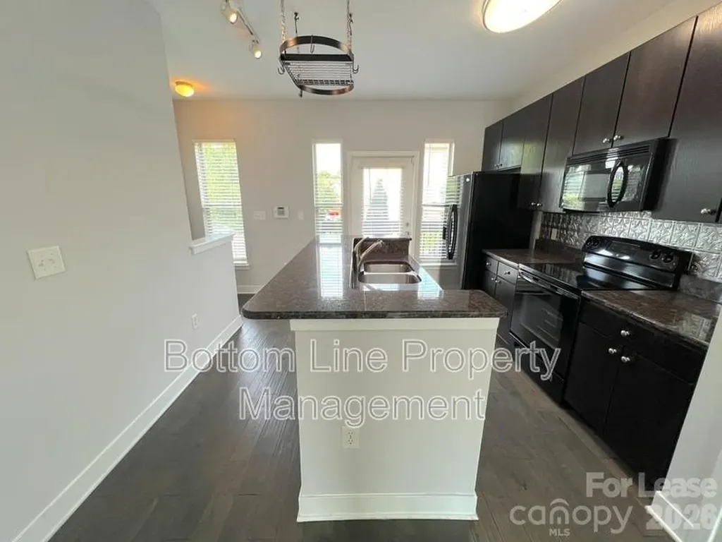 841 Seigle Point Drive Charlotte NC 28204