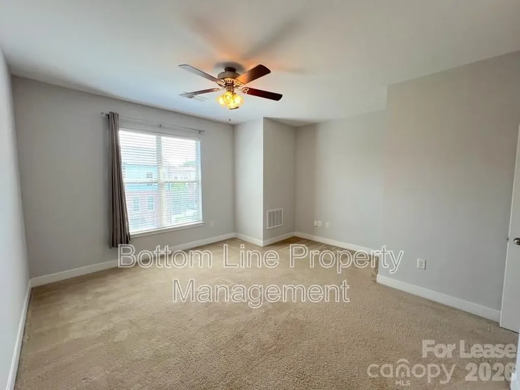 841 Seigle Point Drive Charlotte NC 28204