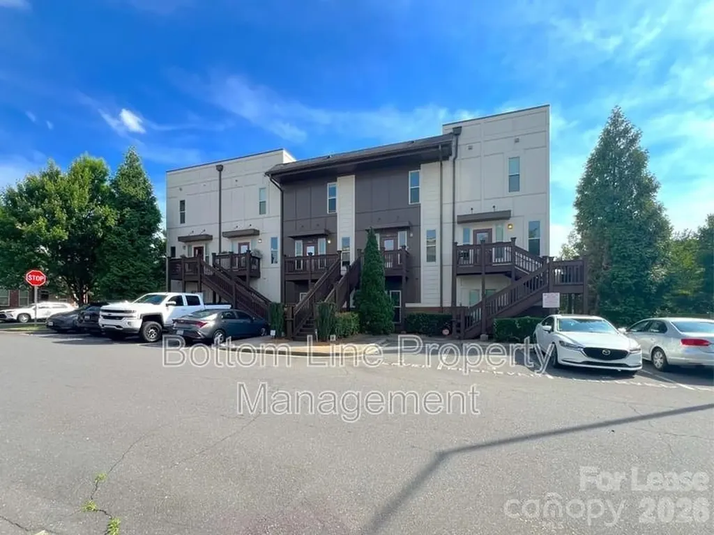 841 Seigle Point Drive Charlotte NC 28204