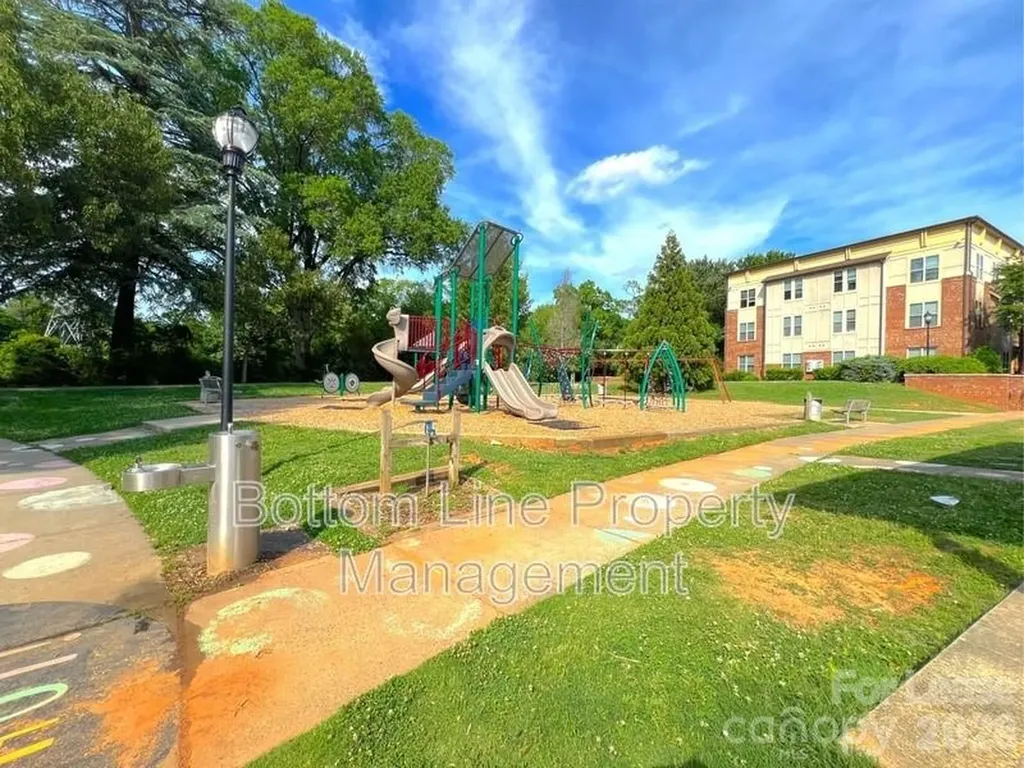 841 Seigle Point Drive Charlotte NC 28204