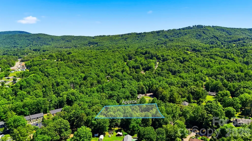 706 Garrou Avenue SE Valdese NC 28690