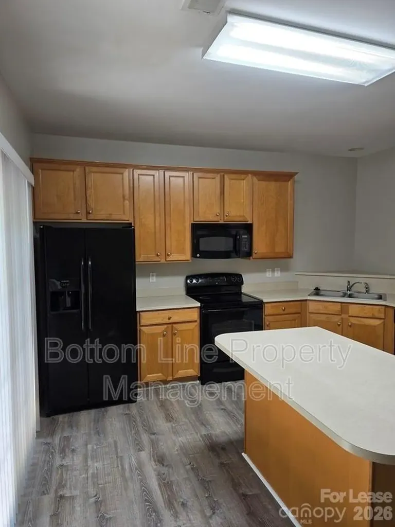 8630 Carolina Lily Lane Charlotte NC 28262