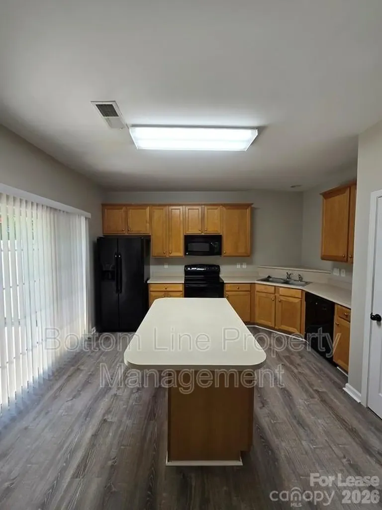 8630 Carolina Lily Lane Charlotte NC 28262