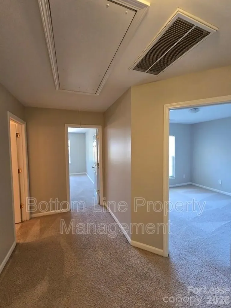 8630 Carolina Lily Lane Charlotte NC 28262