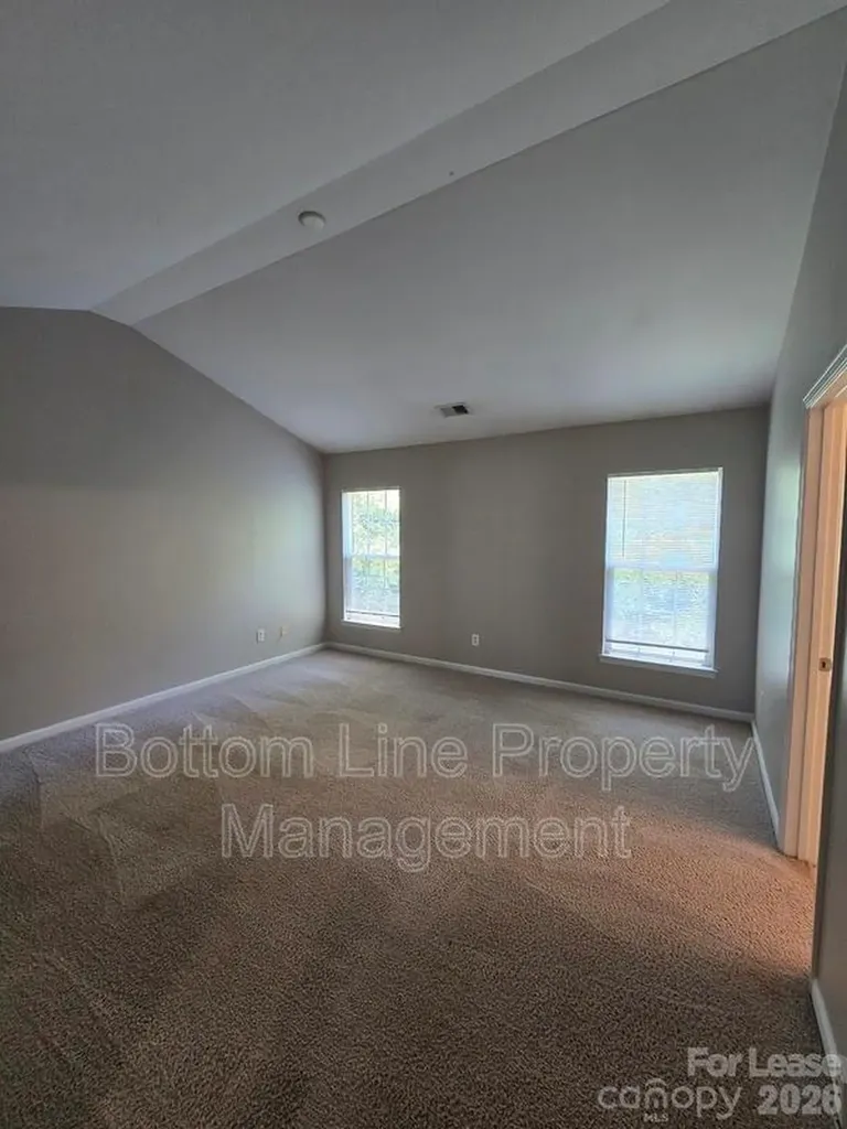 8630 Carolina Lily Lane Charlotte NC 28262