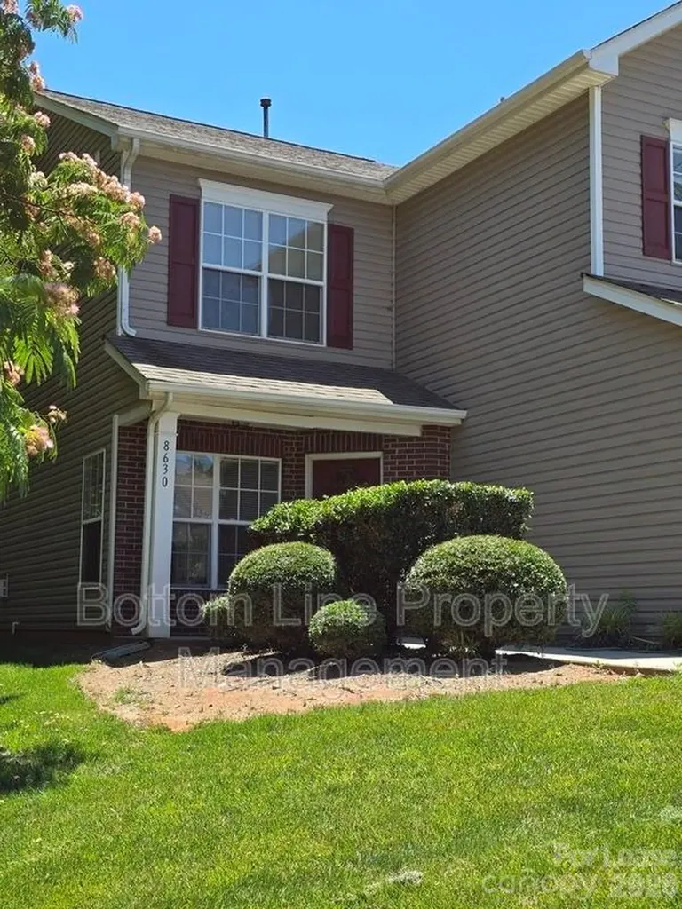 8630 Carolina Lily Lane Charlotte NC 28262