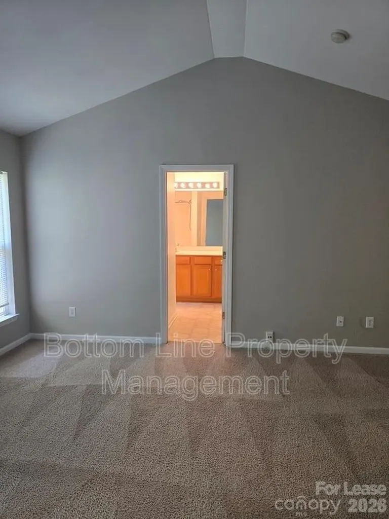 8630 Carolina Lily Lane Charlotte NC 28262