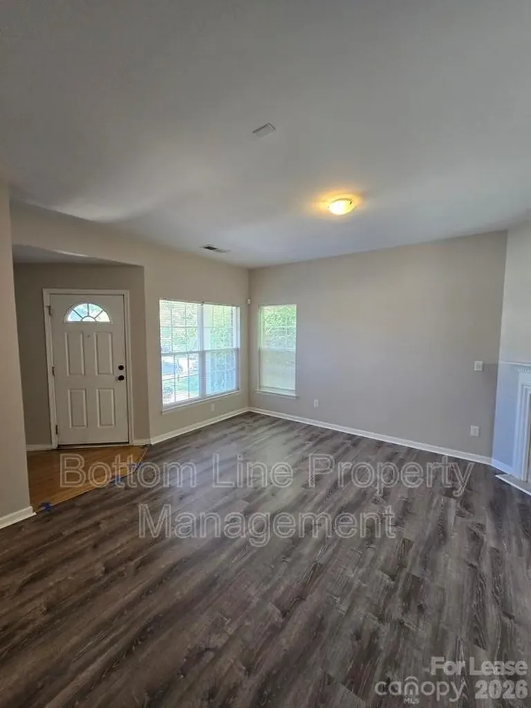 8630 Carolina Lily Lane Charlotte NC 28262