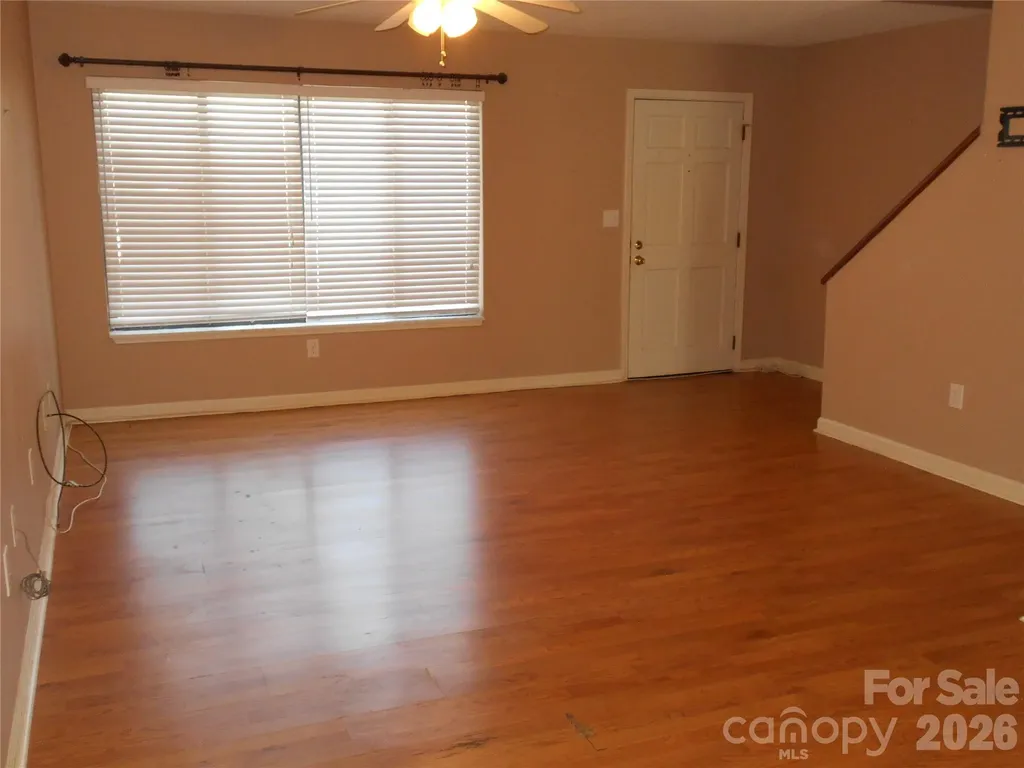 407 E Broad Street Statesville NC 28677