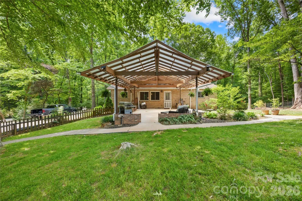 5917 Davis Road Waxhaw NC 28173