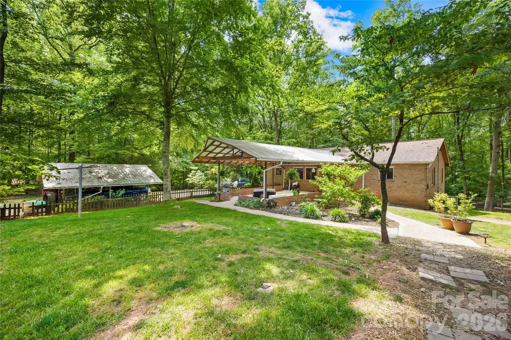 5917 Davis Road Waxhaw NC 28173