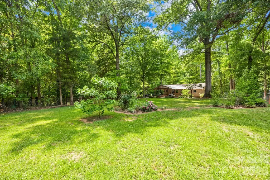 5917 Davis Road Waxhaw NC 28173