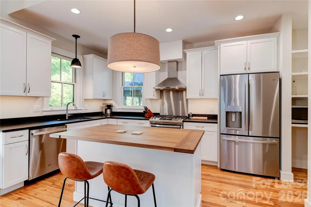 12 Waverly Road Asheville NC 28803
