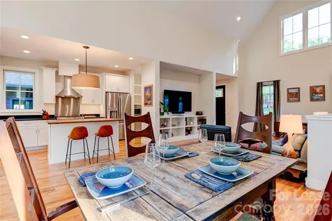 12 Waverly Road Asheville NC 28803