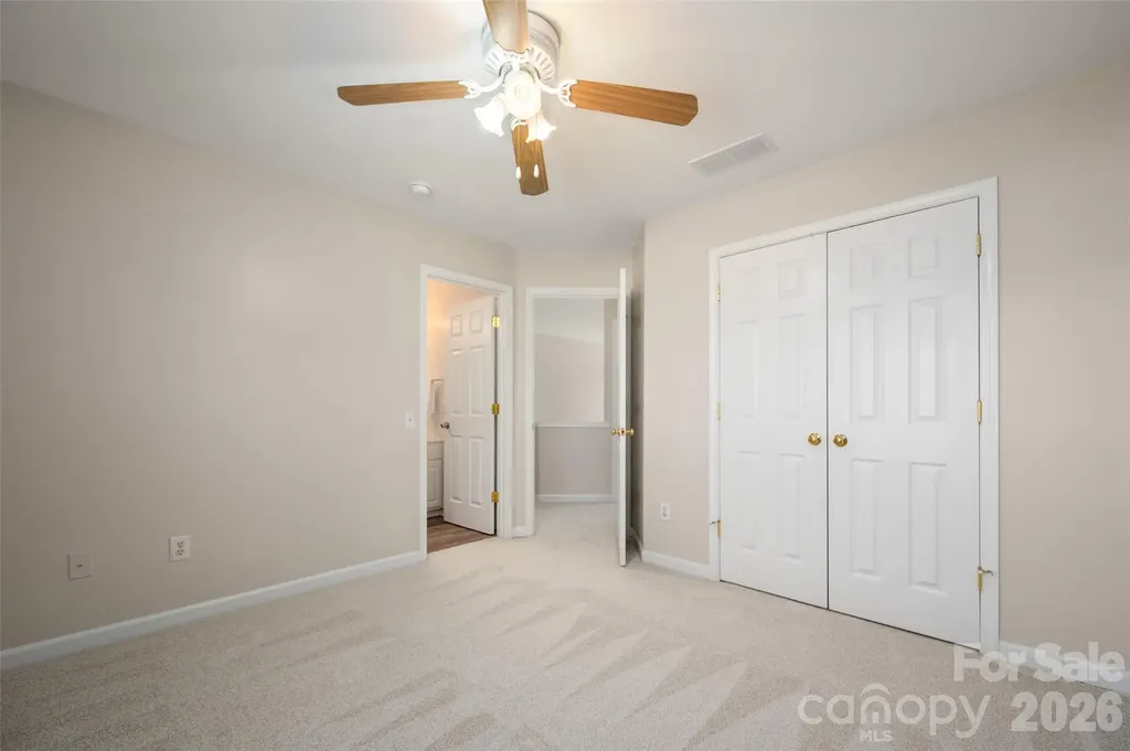 8518 Dennington Grove Lane Charlotte NC 28277