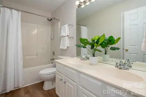8518 Dennington Grove Lane Charlotte NC 28277