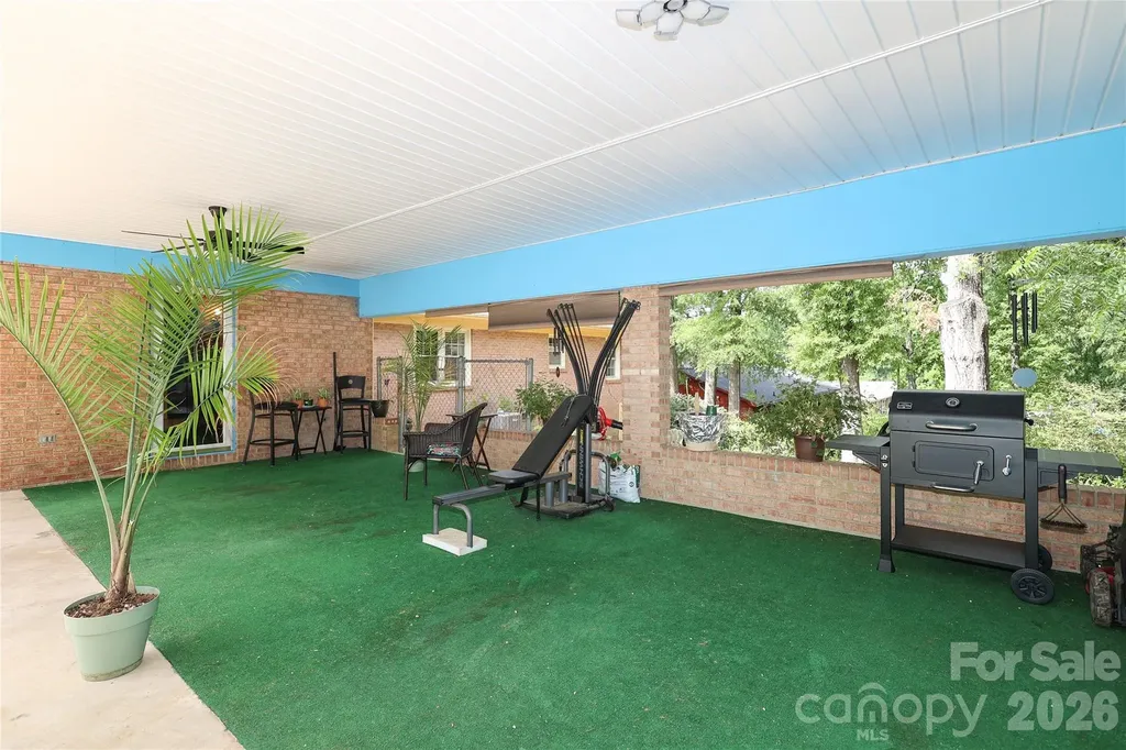 210 Cliffside Drive Kannapolis NC 28081