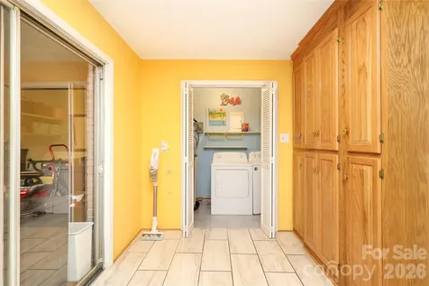 210 Cliffside Drive Kannapolis NC 28081